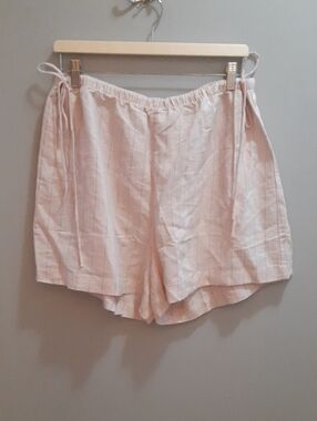 H&M Light Pink Elastic Tie-Waist Women’s Shorts